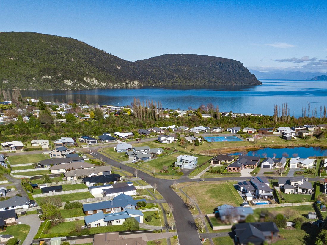 Kinloch, Waikato, New Zealand 2 - 18608165