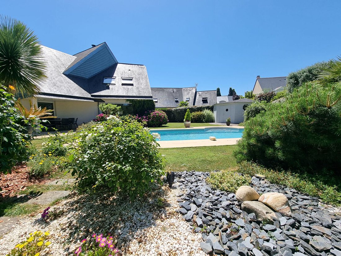 Villa in La Dezière-L'Etang, Avrillé, France 1 - 18621675
