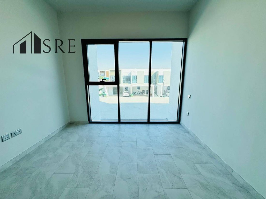 Townhouse in Wadi Al Safa 5, Wadi Al Safa, Dubai 4 - 18615823