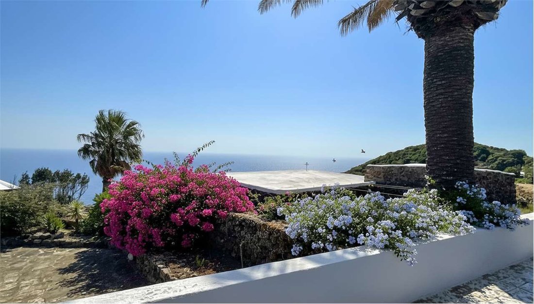 Apartment in Pantelleria, Sicily, Italy 1 - 18622049