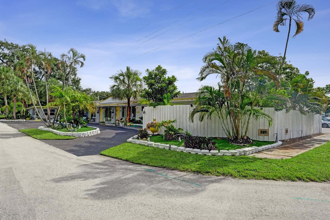 Wilton Manors, Florida, United States 2 - 18511968