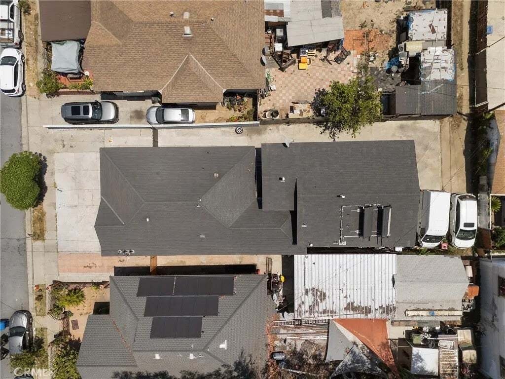 Los Angeles, California, United States 5 - 18264935