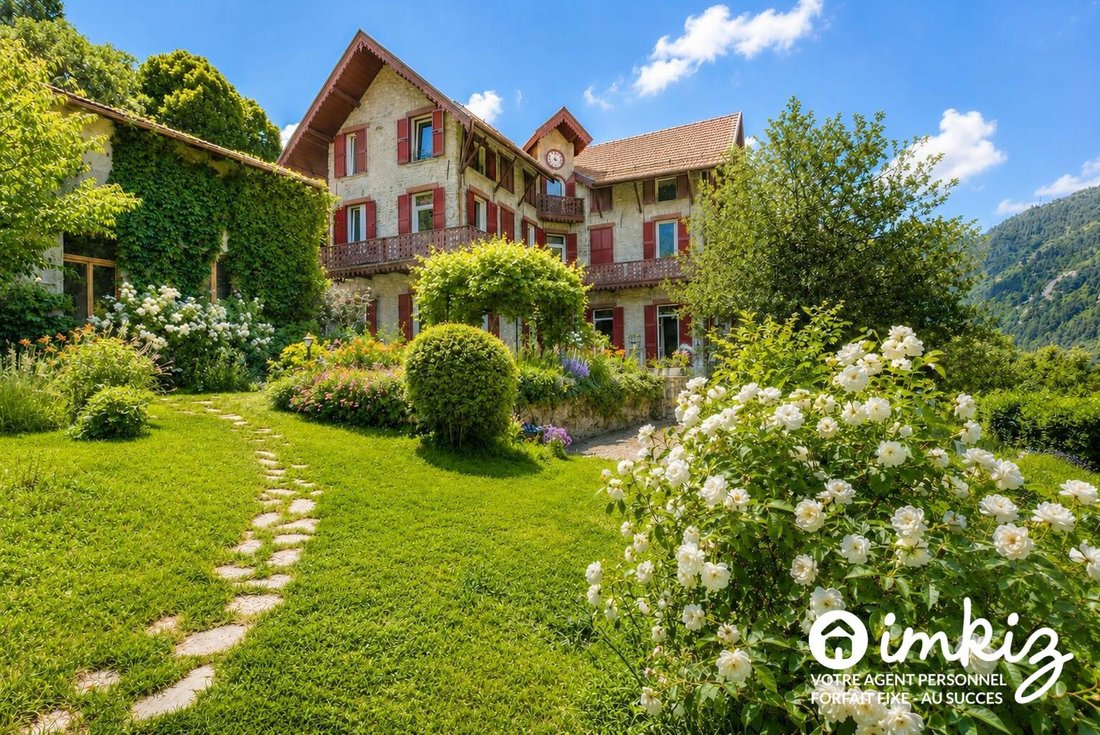 Casa en Saint-Martin-Vésubie, Provenza-Alpes-Costa Azul, Francia 1 - 18617230