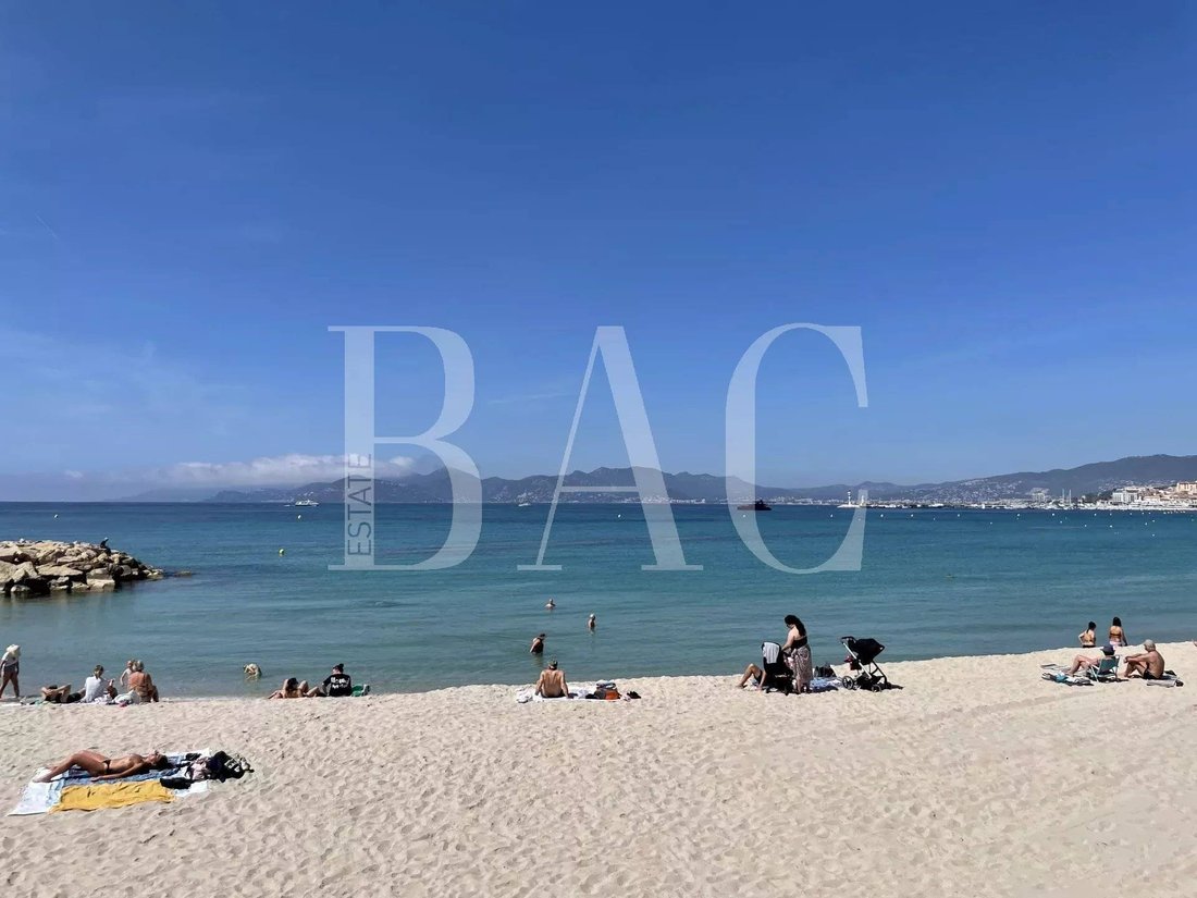 Land in Cannes, Provence-Alpes-Côte d'Azur, France 5 - 15622507