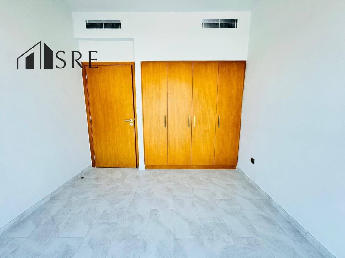 Townhouse in Wadi Al Safa 5, Wadi Al Safa, Dubai 5 - 18615823