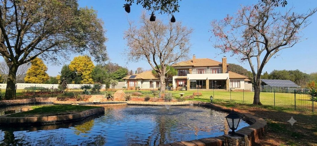 House in Equestria, Gauteng, South Africa 1 - 18620241