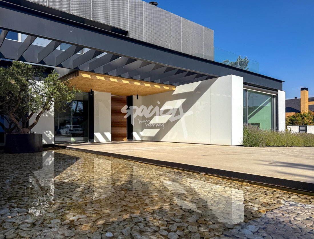 Chalet in Pozuelo de Alarcon, Comunidad de Madrid, Spain 2 - 18567239