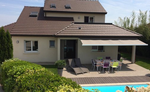House in Vieux Village, Fontaine-les-Dijon, France 1