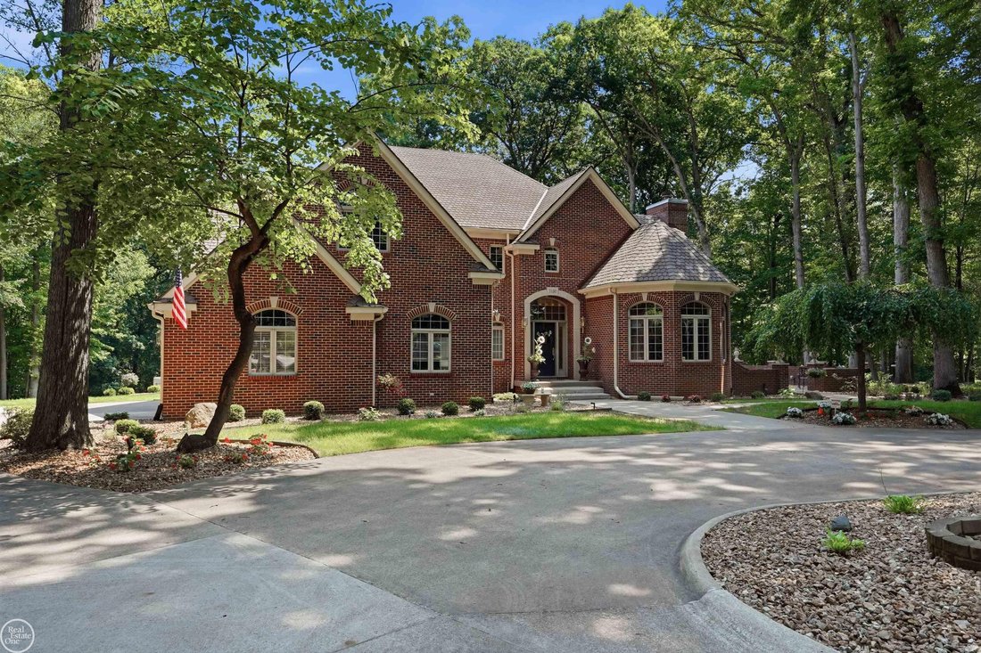 House in Highland Charter Township, Michigan, United States 1 - 18619619