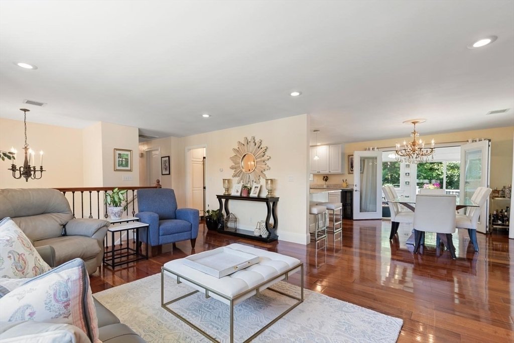 House in Stoneham, Massachusetts, United States 5 - 18621099