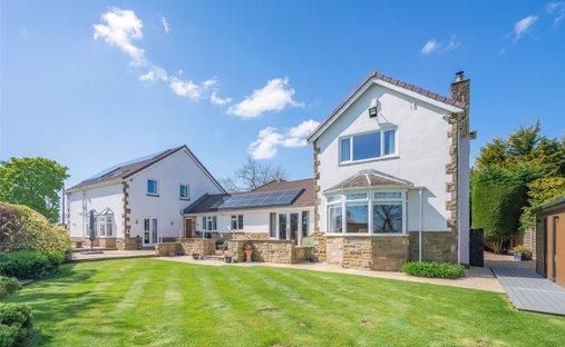 House in Bishop Thornton, England 1