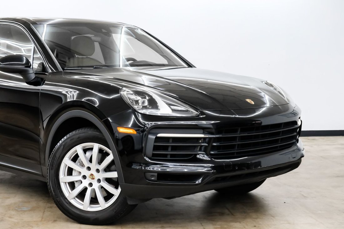 Suv in Addison, TX, United States 5 - 18620521
