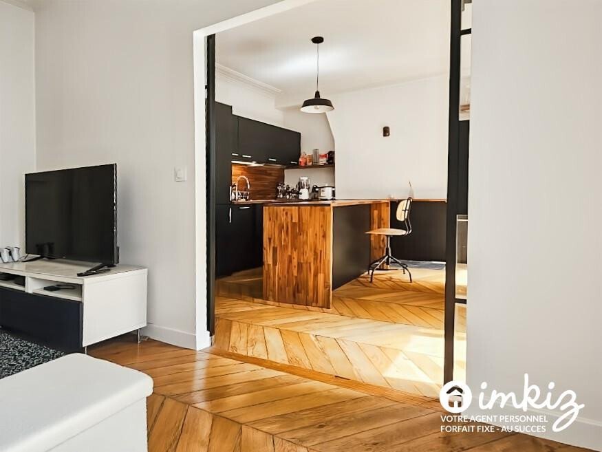 Apartment in La Fourche-Guy Môquet, Paris 17e Arrondissement, Paris 2 - 18617123