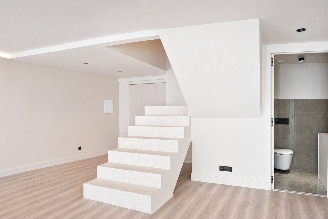 Apartment in Cascais e Estoril, Lisbon, Portugal 5 - 18616152
