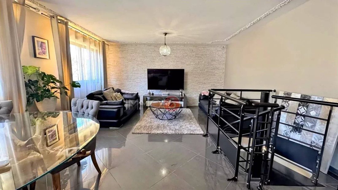 Apartment in Thiers, Le Raincy, France 3 - 17449042