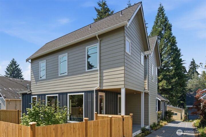 House in Seattle, Washington, United States 1 - 18620037