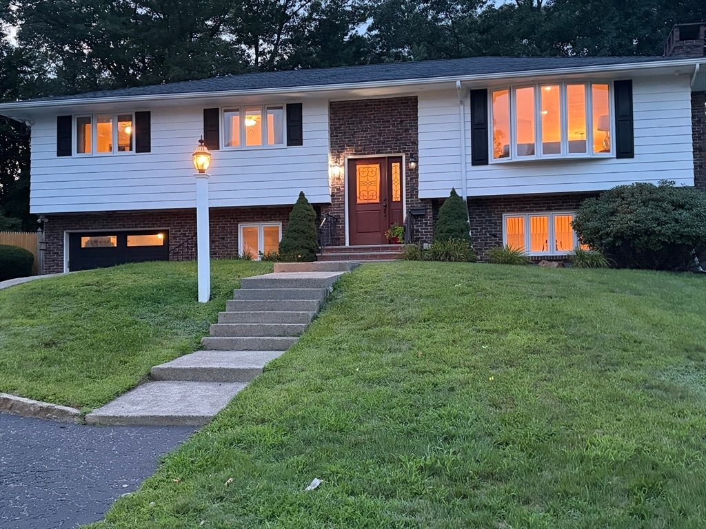 House in Stoneham, Massachusetts, United States 1 - 18621099