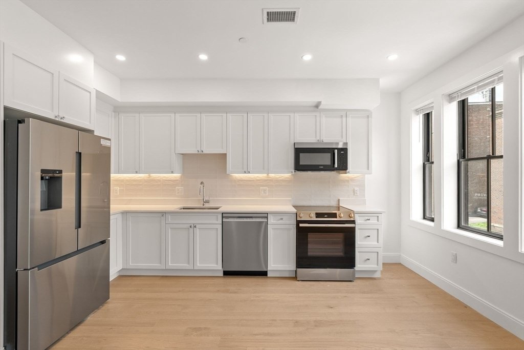 Condo in Boston, Massachusetts, United States 2 - 18621033