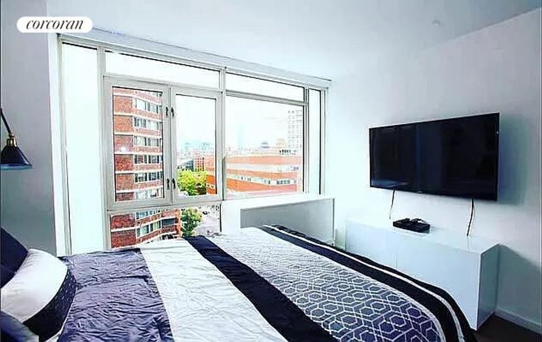 Condo in New York, New York, United States 3 - 18623519
