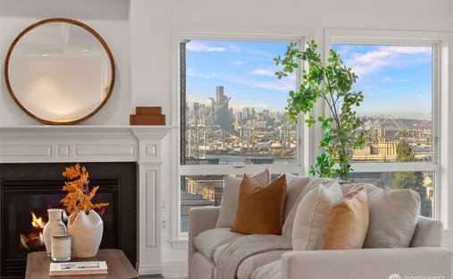 Condo in Seattle, Washington, United States 1