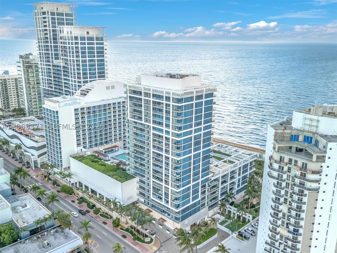 Condo in Miami Beach, Florida, United States 2 - 18616322