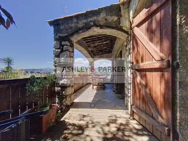 House in Nice, Provence-Alpes-Côte d'Azur, France 1 - 15759932
