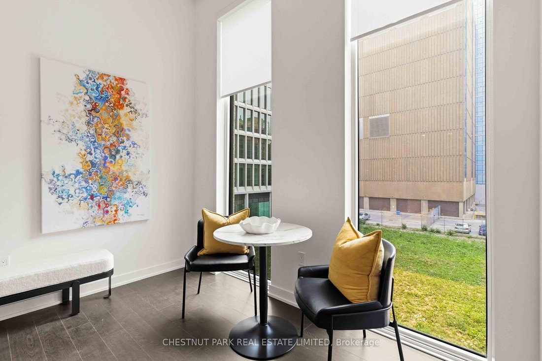 Apartment in Toronto, Ontario, Canada 5 - 18616378