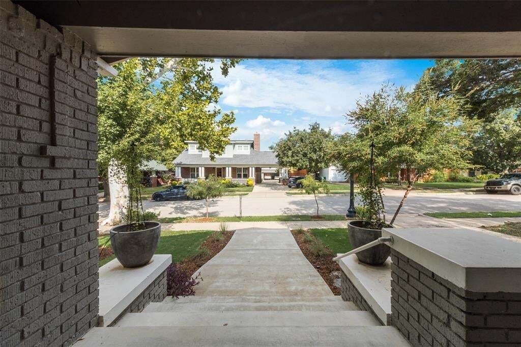 House in Fort Worth, Texas, United States 4 - 18617495