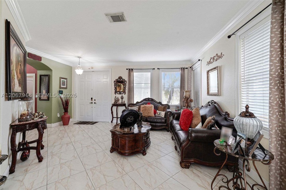 House in West Miami, Florida, United States 3 - 18620198