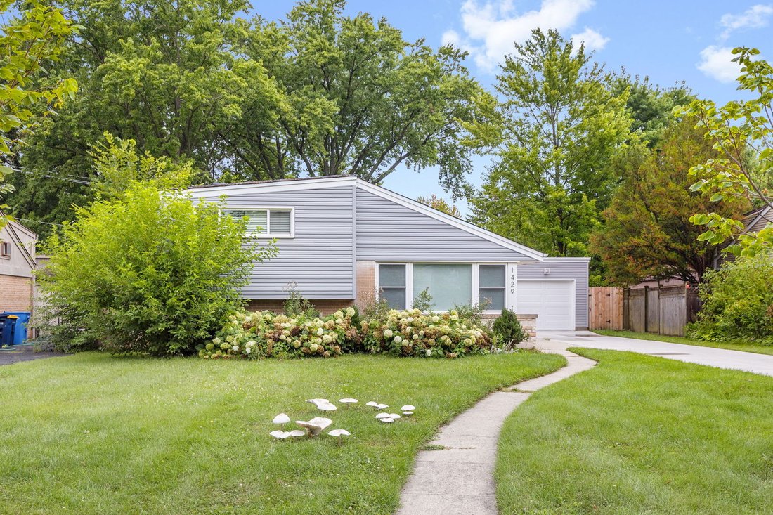 House in Highland Park, Illinois, United States 2 - 18617389