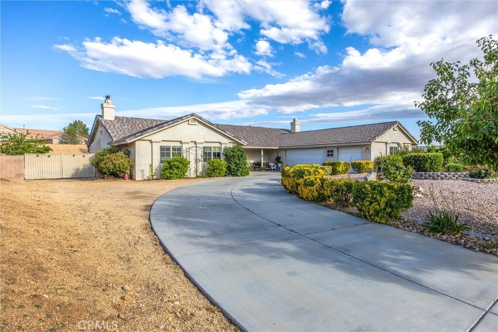 House in Apple Valley, California, United States 3 - 18042414