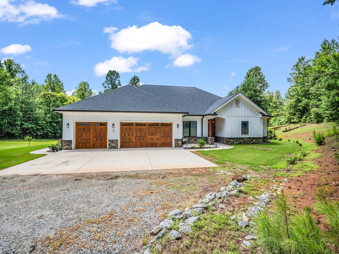 House in Mill Spring, North Carolina, United States 2 - 18623792