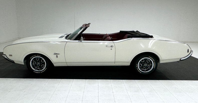 Cabriolet in Morgantown, United States 4 - 18615935