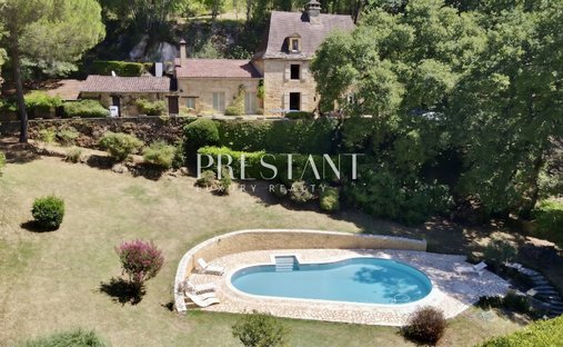 House in Sarlat-la-Canéda, Nouvelle-Aquitaine, France 1