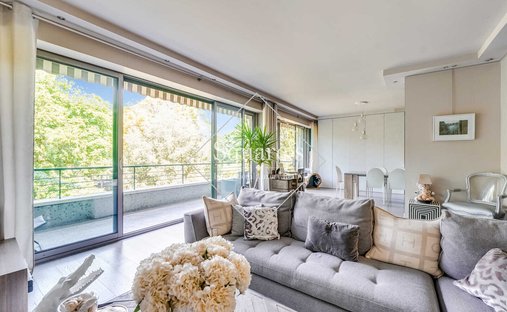 Apartment in La Plaine des Sablons, Neuilly-sur-Seine, France 1