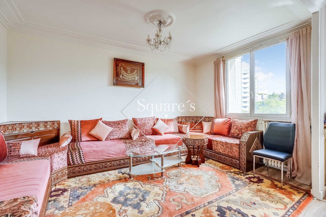 Apartment in La Fourche-Guy Môquet, Paris 17e Arrondissement, Paris 2 - 18622548