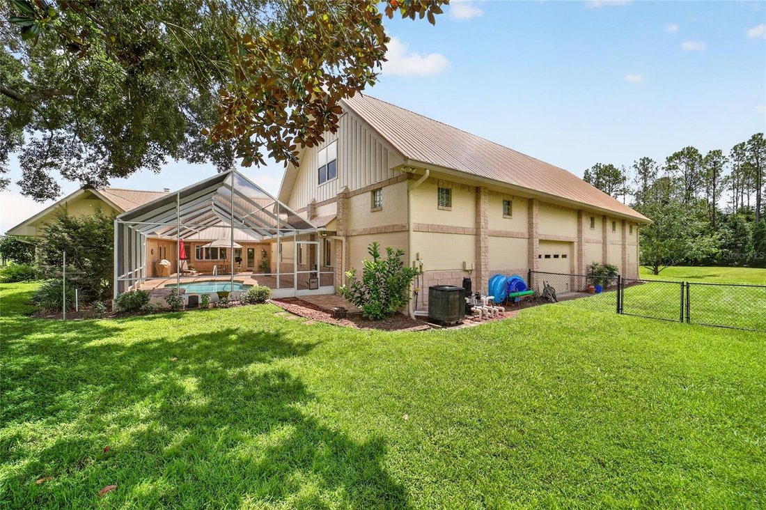House in Ocala, Florida, United States 4 - 18618616