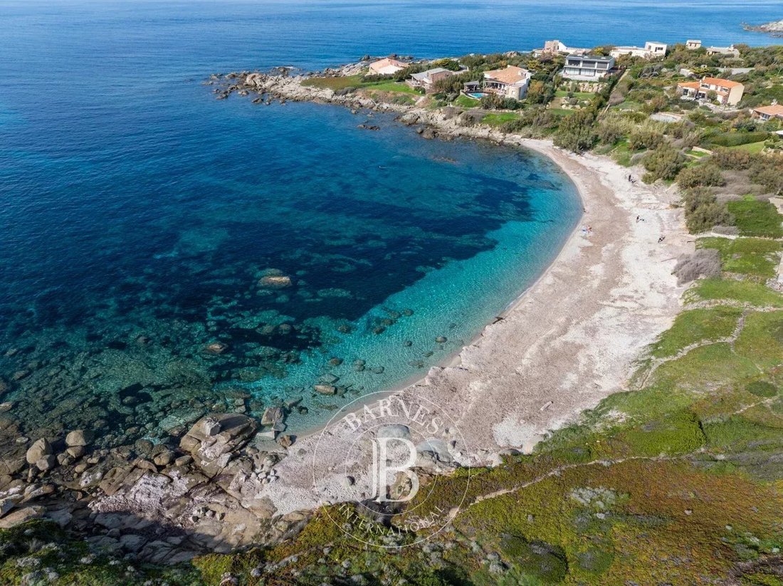 Villa in L'Île-Rousse, Corsica, France 2 - 14855228