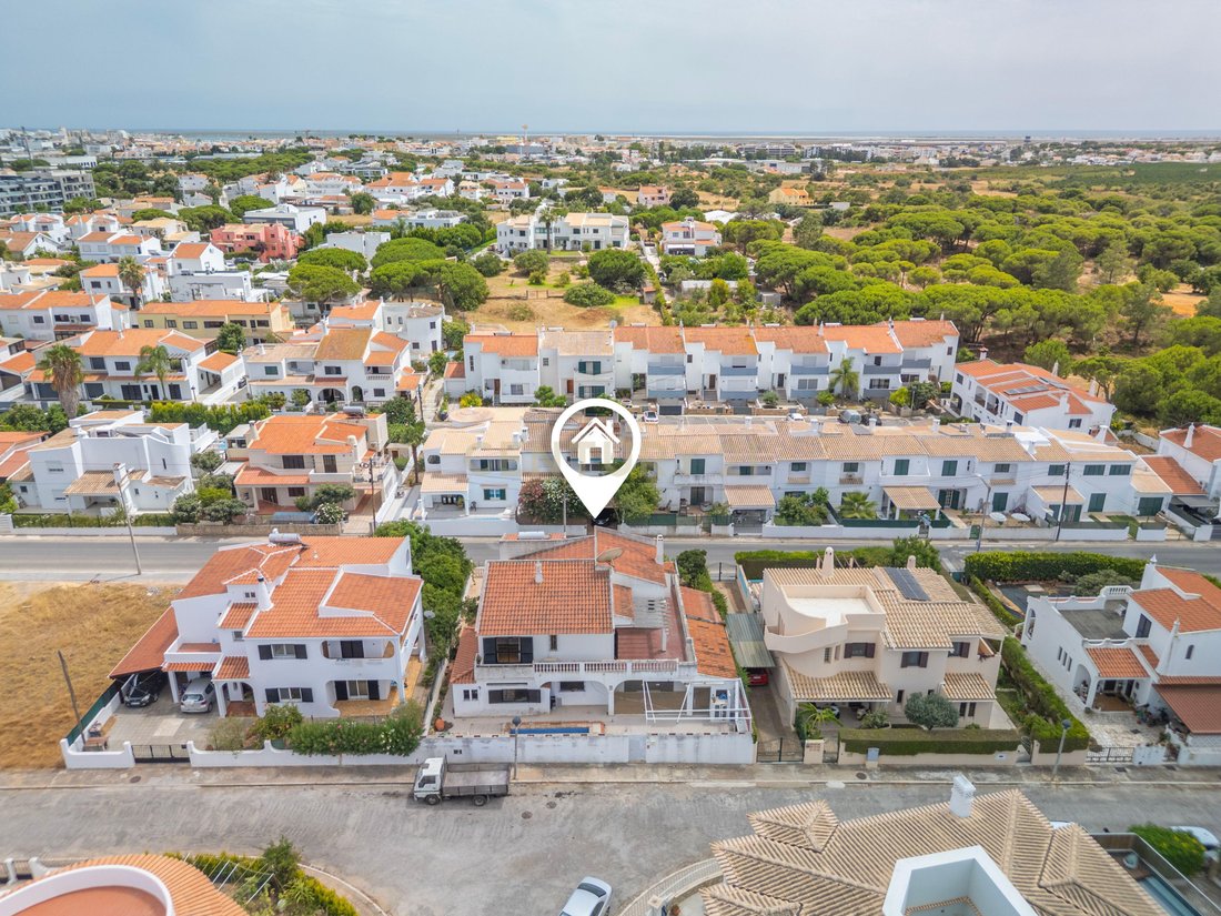 Villa in Montenegro, Algarve, Portugal 1 - 18615948