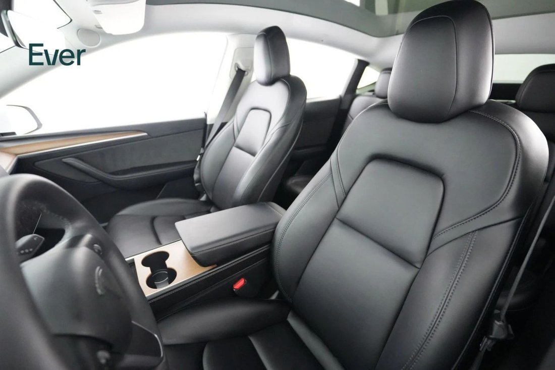 Suv in San Francisco, CA, United States 4 - 18414038