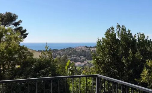 Estate in Centre Ville, Carqueiranne, France 1