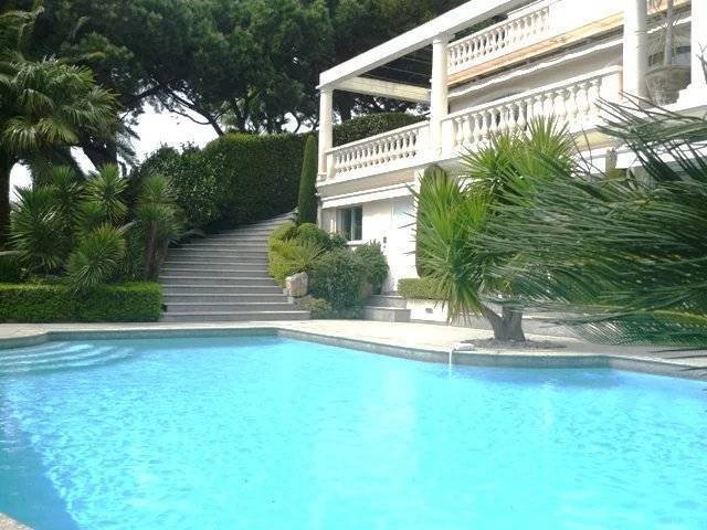 Villa in Zone Est Diffuse, Saint-Tropez, France 1 - 16296530