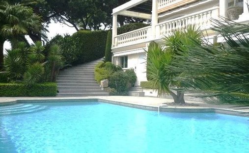 Villa in Zone Est Diffuse, Saint-Tropez, France 1