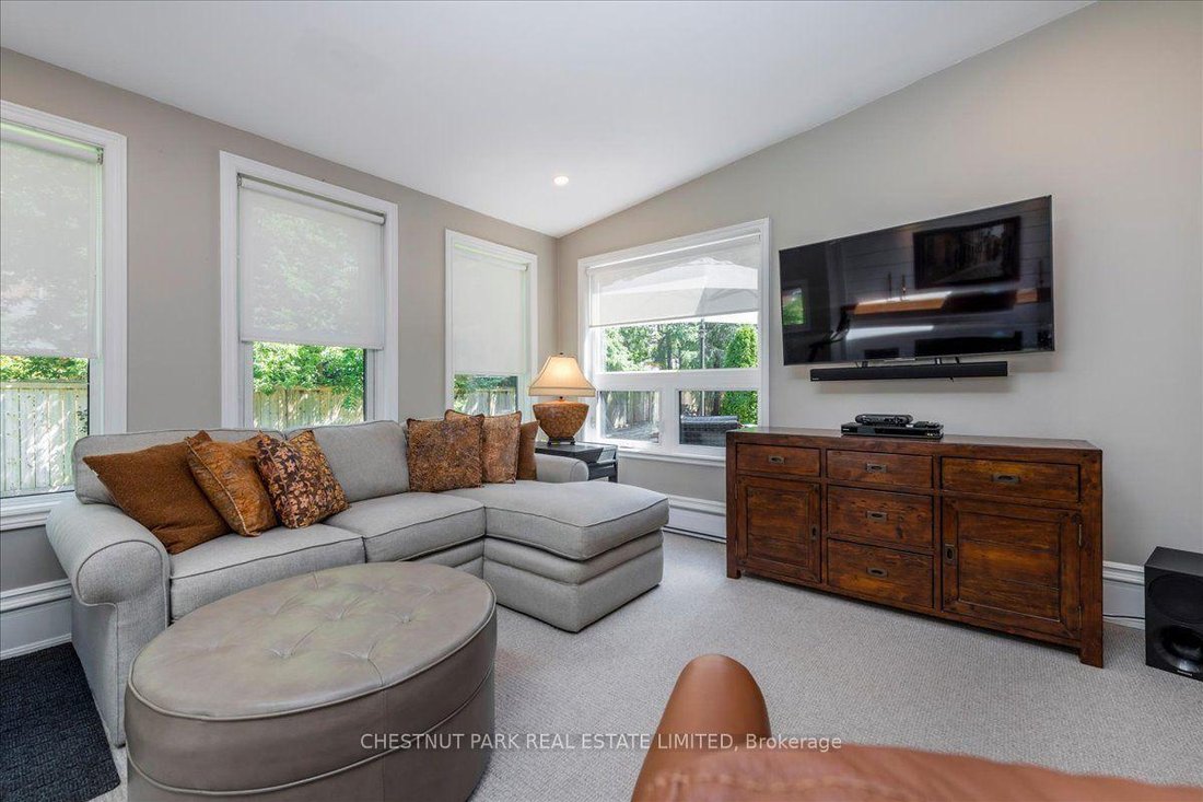 House in Barrie, Ontario, Canada 4 - 18616365