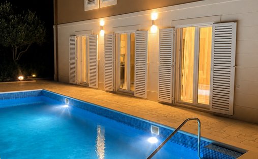 House in Splitska, Split-Dalmatia County, Croatia 1