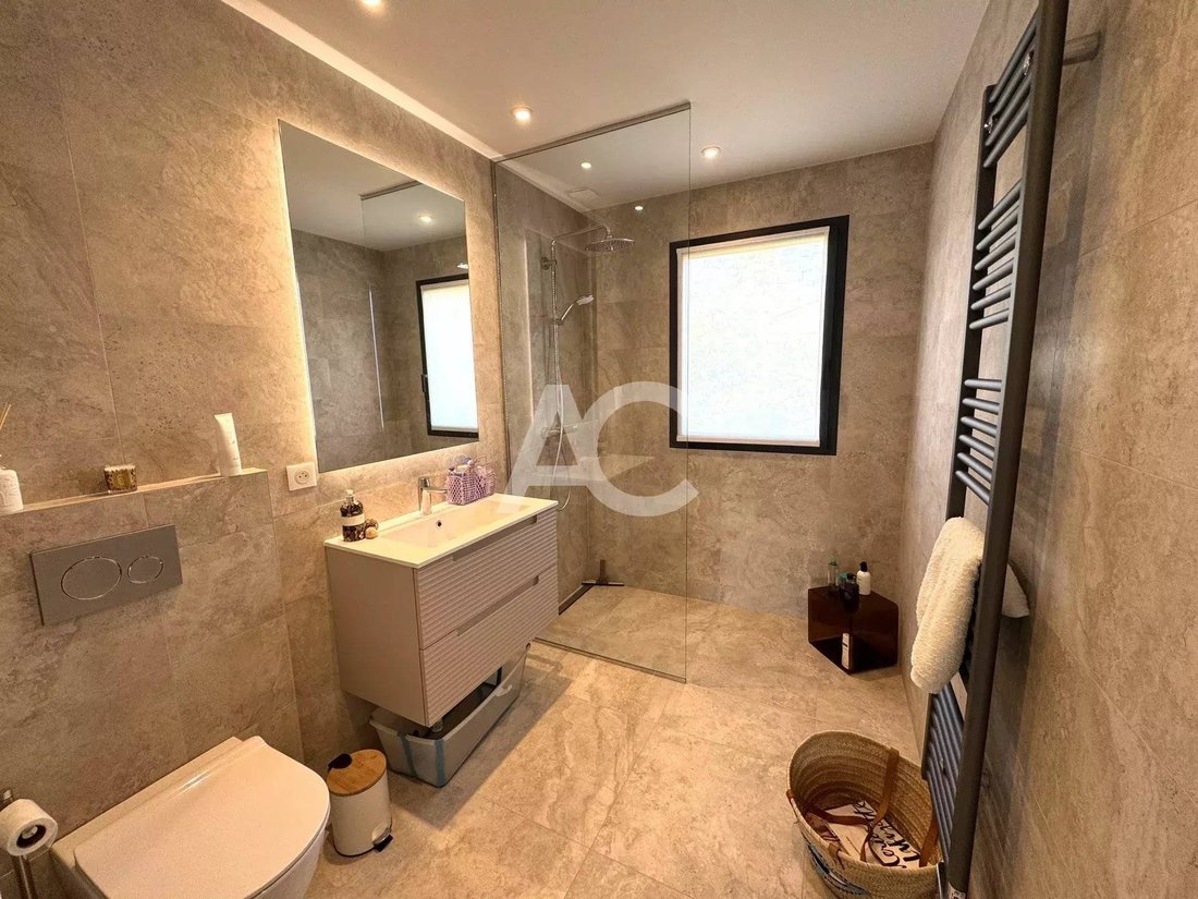 Villa in Fontmerle, Antibes, France 5 - 15675385