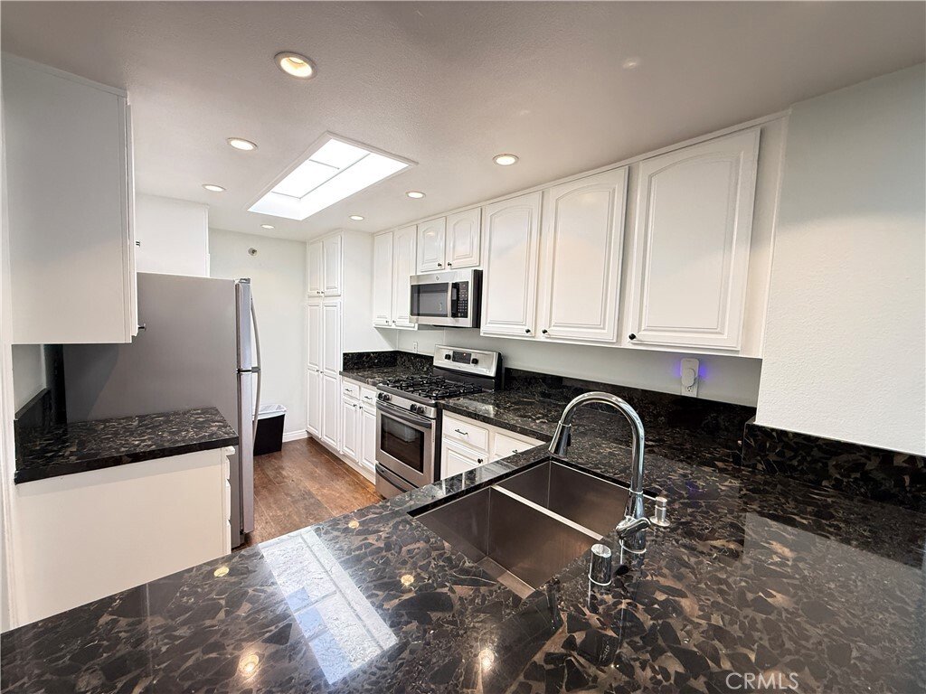 Condo in Newport Beach, California, United States 4 - 18619073