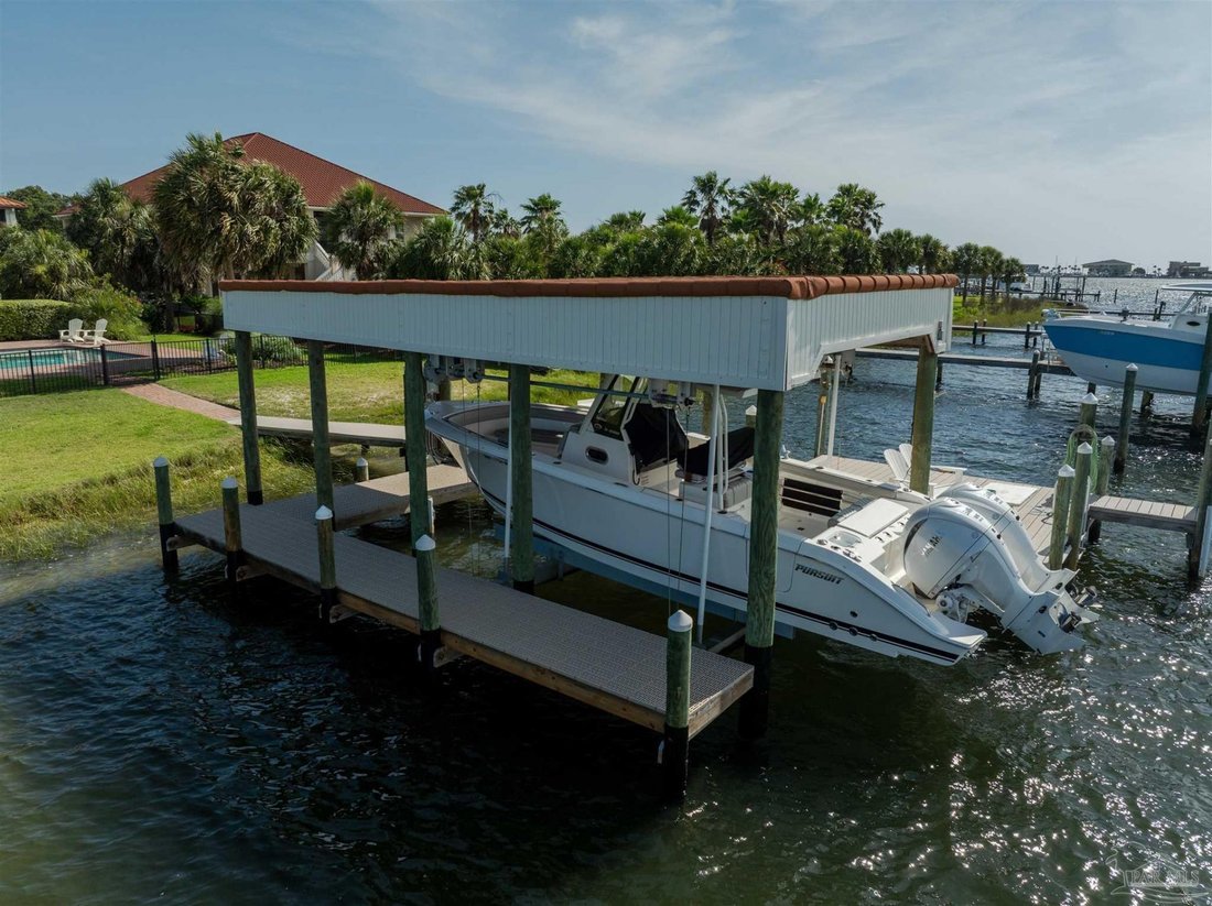 House in Gulf Breeze, Florida, United States 4 - 18619883