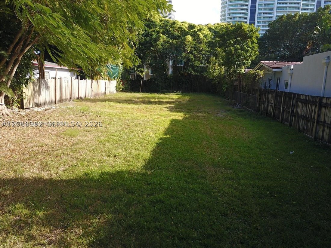 Land in Miami, Florida, United States 3 - 18623746
