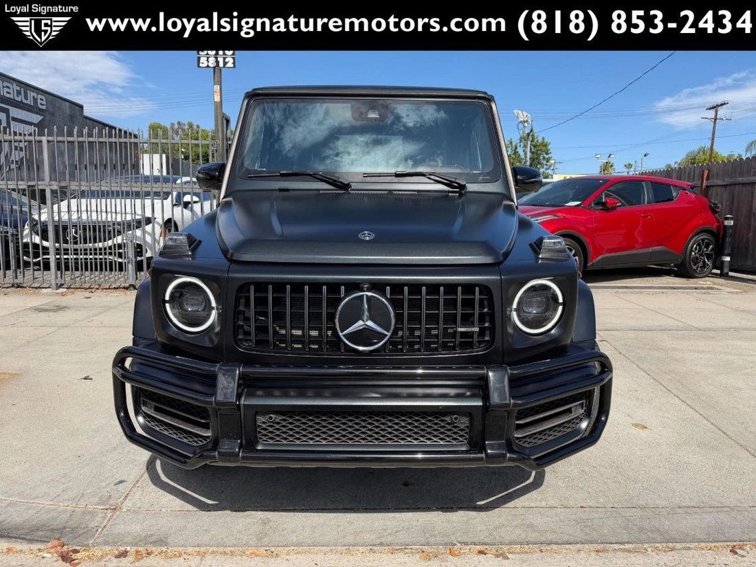 Suv in Van Nuys, CA, United States 2 - 18619358